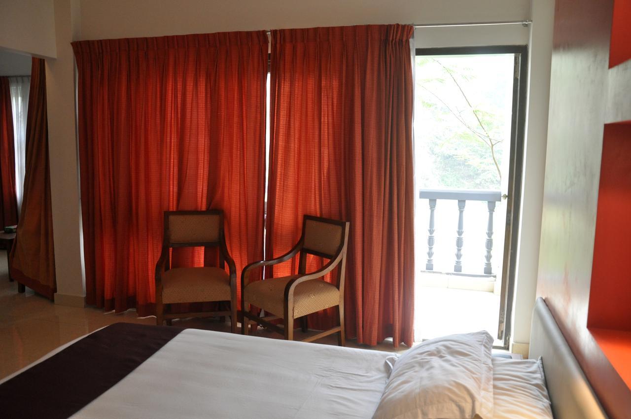 Foy'S Lake Resort Dakhin Kattali 外观 照片