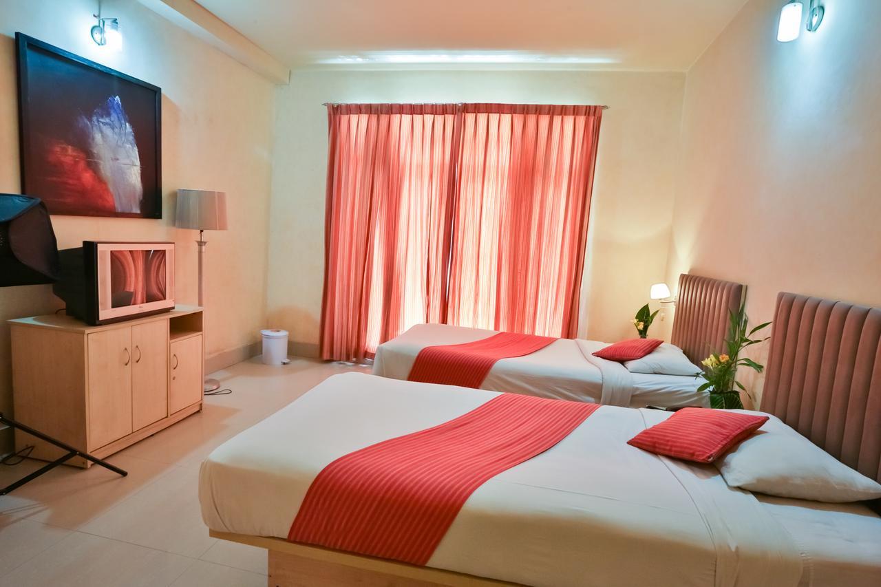 Foy'S Lake Resort Dakhin Kattali 外观 照片